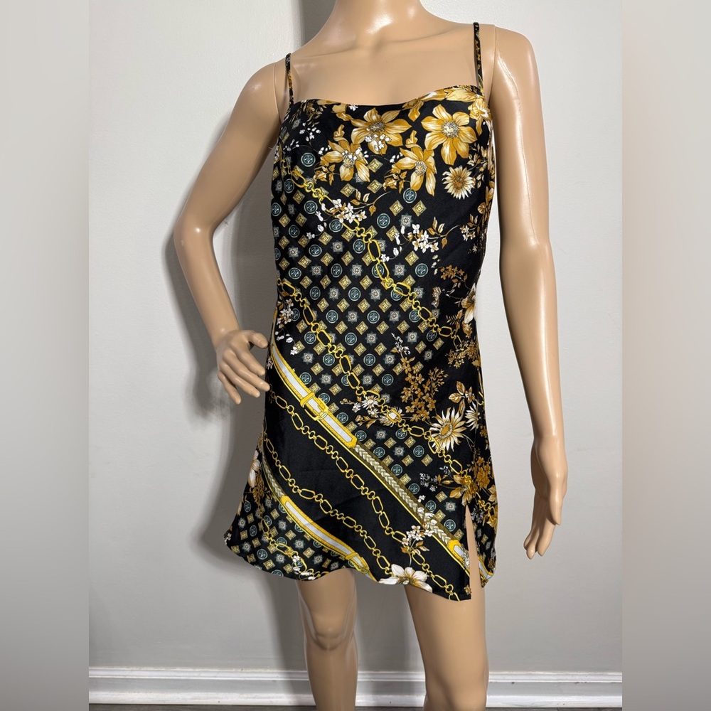 Princess Polly BERLIN Women’s Size 4 Satin Mini Dress Black Yellow Chain Print